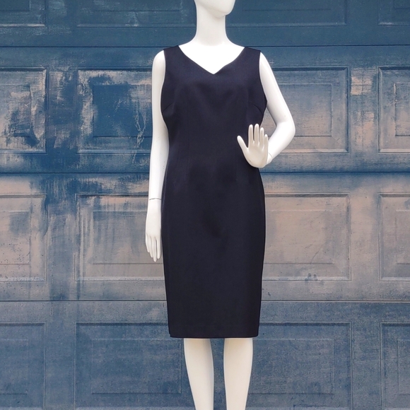 Kasper Separates Ladies (2) Piece Dress/Blazer Suit Set - Picture 3 of 17